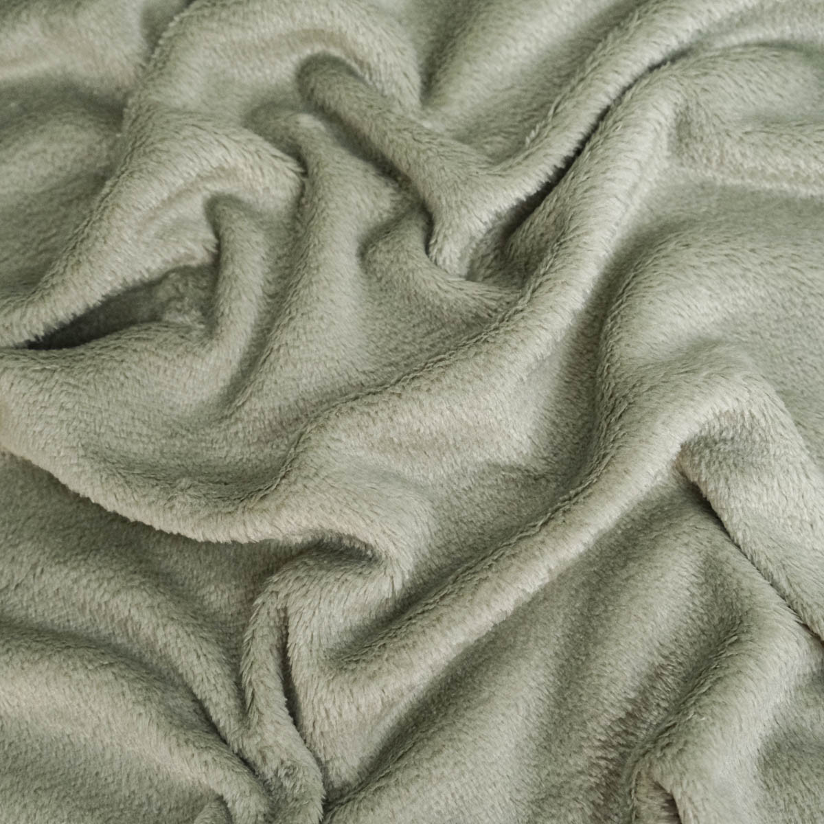 Solid-Color Plush Blanket, 260 g, Sage - Maison Klem